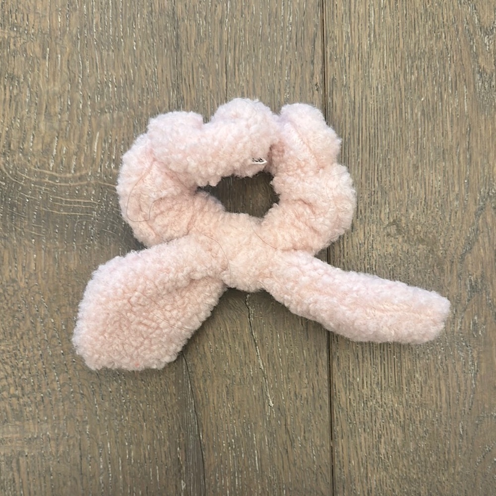 Stoney Clover Lane Cozy Bow Scrunchie
